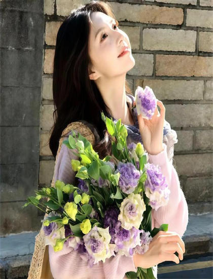 全面解析：孩子不坏的审美特点与艺术成就——影视专业人士深度解读